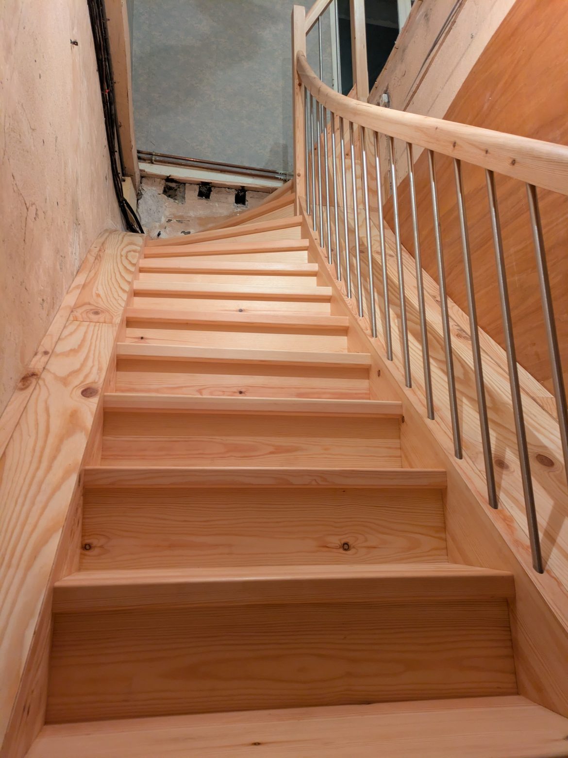 Test Vegafloor® Satiné Owatrol® : notre avis après application sur un escalier